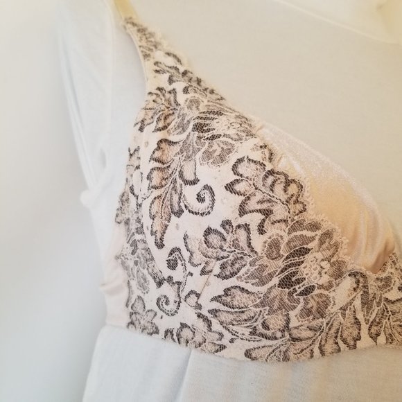 #913N Natori 2 pcs Set: 36A bra and S/M panties. - Picture 9 of 16